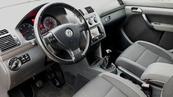 VW TOURAN 2.0TDI 103KW 7MÍST FREESTYLE 2010 196000KM VÝBAVA - 5