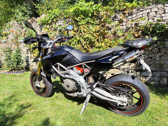 Aprilia Dorsoduro 750 - 5