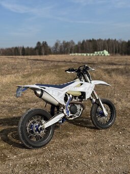 Husqvarna FE 450 SUPERMOTO - 5