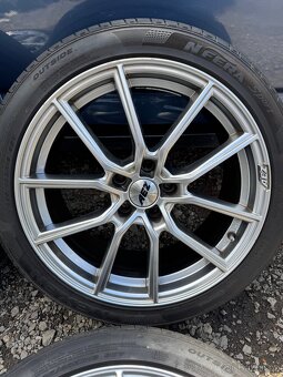 Alu kola AEZ 5x112 r18 et40 J8 +podložky 1500Kč - 5