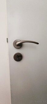 Dveře vstupní 60cm levé, prosklené 70 cm pravé - 5