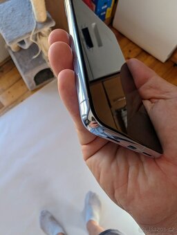 Google Pixel 8 Pro - 5