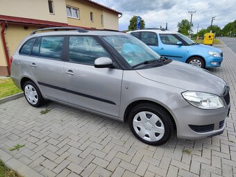 Škoda Fabia kombi 1.2tsi 77kw DSG 10/2012 Family AČ - 5