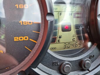 Prodám cestovní motorku Suzuki V-Strom DL 650 - 5