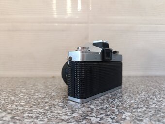 Praktica MTL3 + Pentacon 1.8/50 + příslušenství - 5