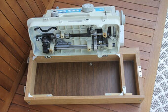 šicí stroj Rubina -VERITAS- k u f ř í k o v ý - - 5