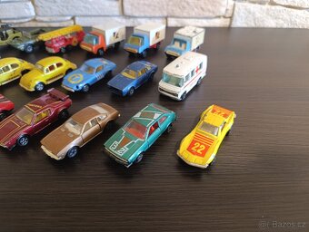 Playart a Yatming modely - osobní nákladní auta - Hong Kong. - 5