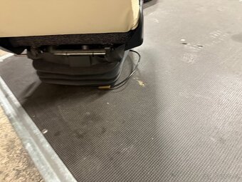 Vzduchová sedačka Karosa - 5