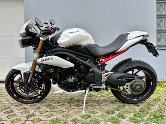 Triumph Speed triple 1050 - 5