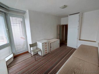 Prodej bytu 3+1 92 m² Dašická, Pardubice - 5