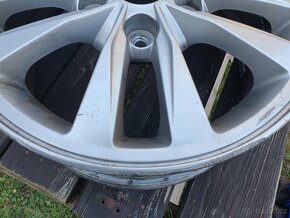 15" ALU Hyundai I3 - 5