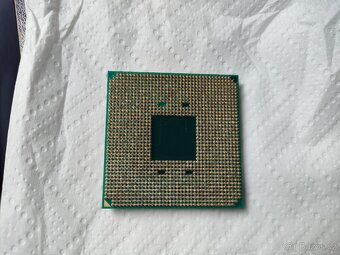 Procesor - CPU AMD Ryzen 2400G - 5