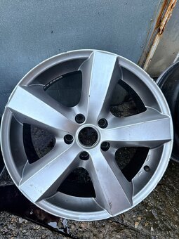 Dezent 18” 5x120 5ks - 5