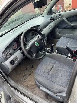 Škoda octavia 1.6 benzin - 5