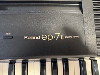 Roland EP‑7 II piano - 5
