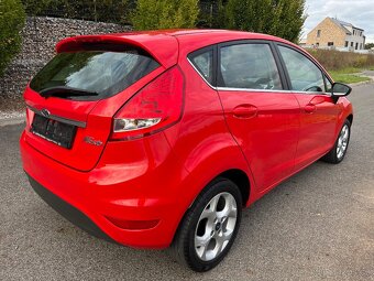 Ford Fiesta 5 dveř 1.25 benzín,2010,Klimatronic, 2 sady kol - 5