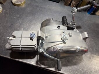 Motor Jawa Pionýr 20, 21, 23 po GO - 5