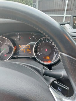 Prodám Peugeot 5008 - 5