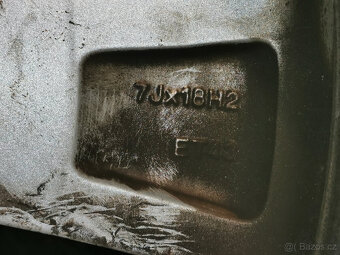 Škoda Kodiaq - orig. 18" alu s letnými pneu DOT 24 a 22 - 5