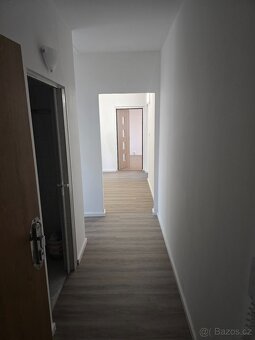 Pronájm bytu 3+1 v Žatci - 5