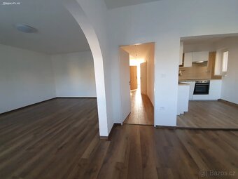 Pronájem bytu 3+1 90 m² - 5