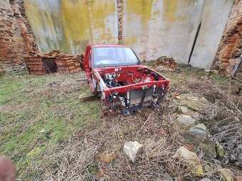 Kabina Mazda B2500 - 5