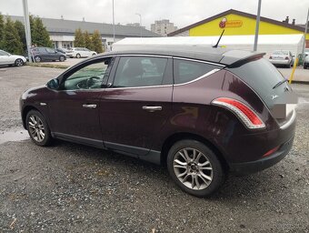 Lancia delta III 2 JTD 121KW - 5