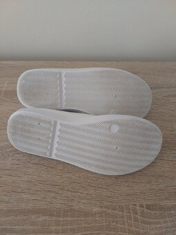 Cvičky - vel.31 - 5