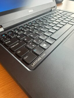 Pěkný notebook Dell Latitude E7250, i5 SSD, záruka - 5
