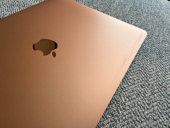 13” MacBook Air M1, 8GB RAM, 256GB SSD (2020) - 5