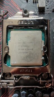 PC komponenty,grafická karta,procesor, paměti RAM, základní - 5