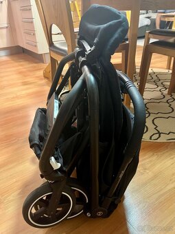 CYBEX Eezy S+2 Black Deep Black 2020 - 5