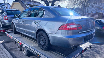Vůz na náhradní díly Škoda Superb 2 sedan 2009 CBBB KNY LF8L - 5