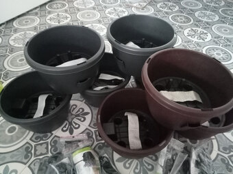 SAMOZAVLAŽOVACÍ ZÁVĚSNÉ KVĚTINÁČE MARINA 20, průměr 20 cm - 5