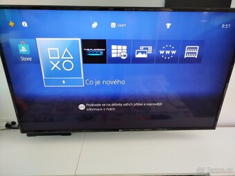 PlayStation 4 - 5