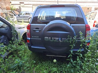 SUZUKI VITARA 2.0i - 5