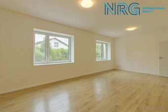 Pronájem bytu 3 +kk, 100m2 ve vila - domě, s oplocenou za - 5