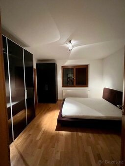 Pronájem bytu 2+1, 75 m² – Praha 8 – Kobylisy - 5