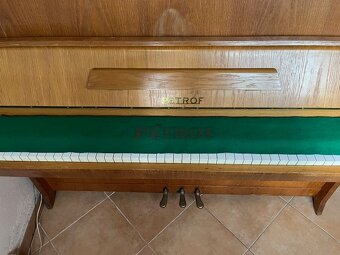 Pianino Petrof - 5