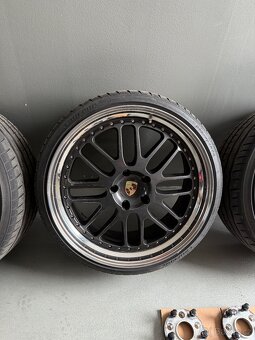 Cargraphic 22” - 5