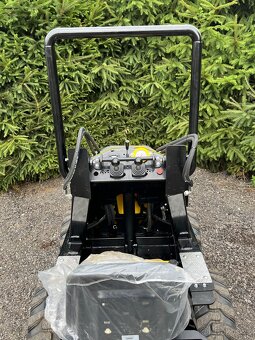 Smykový nakladač TUR N520 / N525 - 5