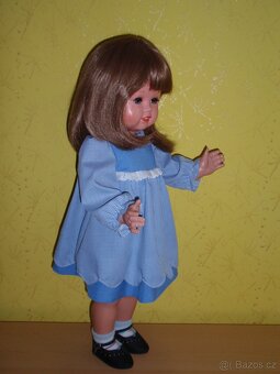 Stará značená panenka v původních šatech a botách - 5