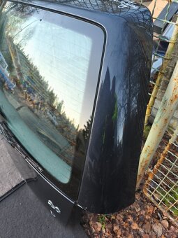 VW Golf 4 combi, variant - páté dveře, viko kufru - 5