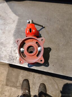 Prodám svěrák York 80 A - 5