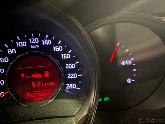 Kia Ceed JD 1.6 CRDI 100 kw - 5