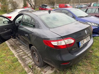 Renault Fluence 1.6i - 5