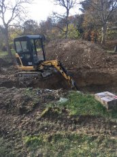 Zemní a výkopové práce traktorbagrem Jcb 3 CX+CAT301,8 - 5