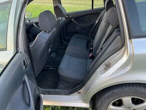 Octavia Combi 1.9 Tdi 81 kw 2004 - 5