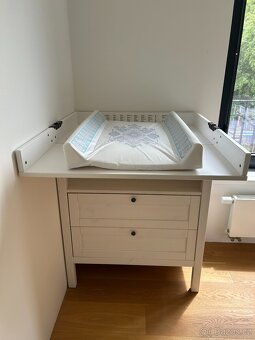Bílá přebalovací komoda IKEA - 5