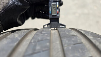 Letní pneu 275/35/19 Goodyear - 5